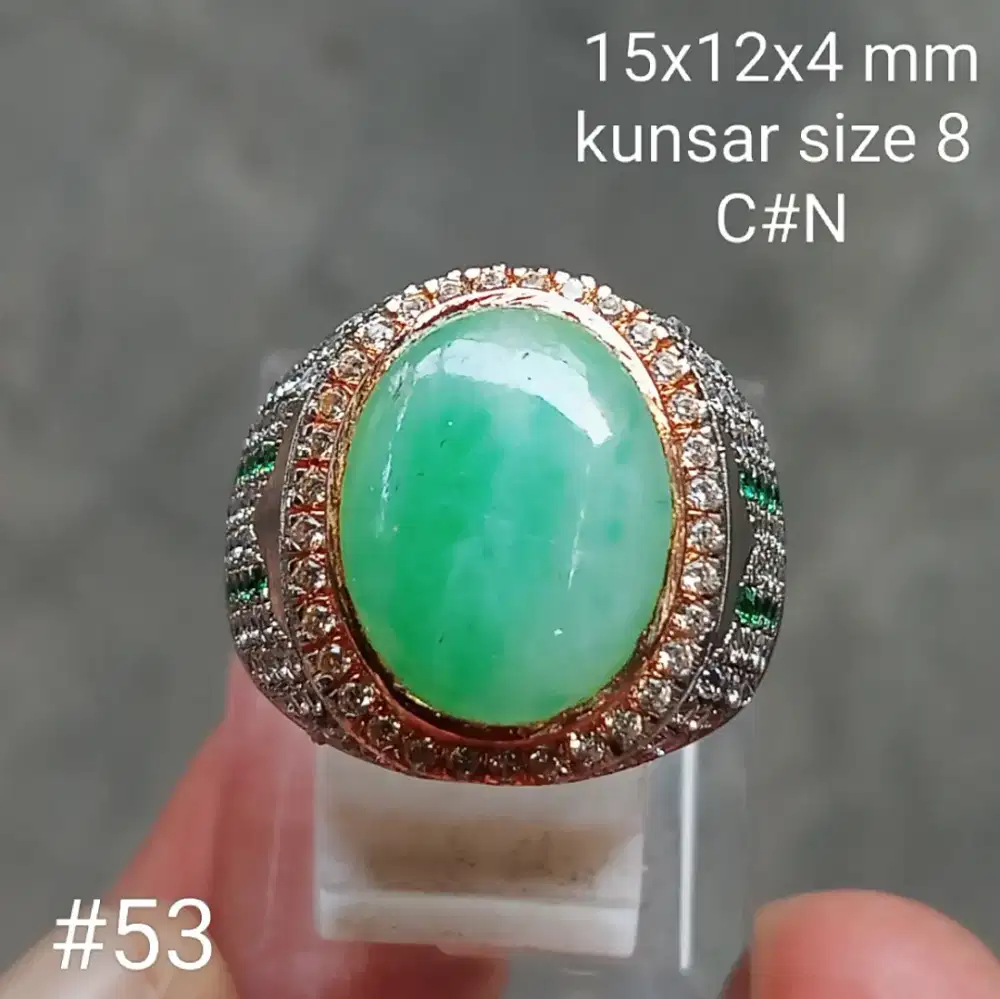 Batu natural jedeite jade, giok burma