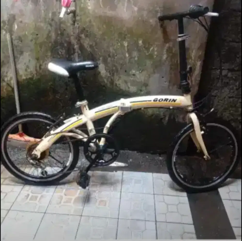 Sepeda lipat size 20