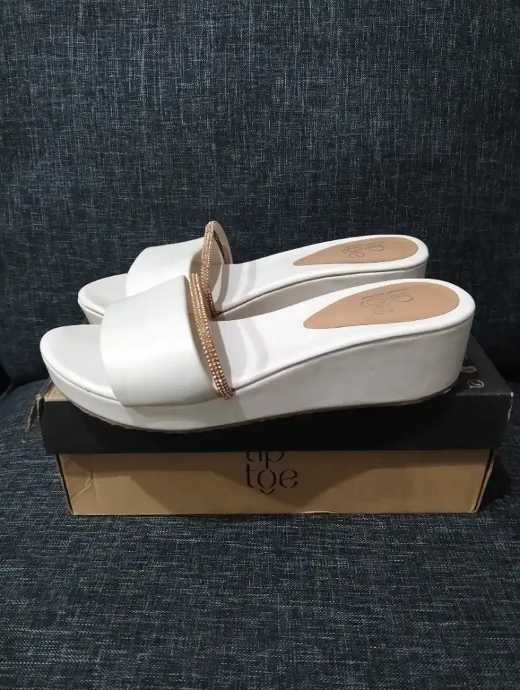 Sandal Wedges tip toe
