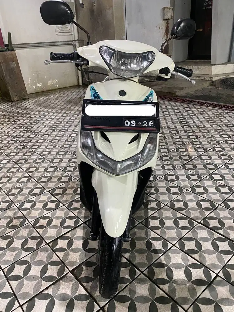 Dijual Motor Yamaha Mio Sporty 2011 Mulus dan Terawat. Siap Pakai!