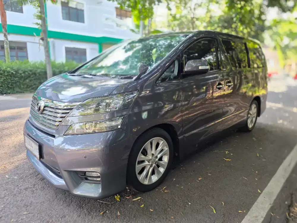 TOYOTA VELLFIRE