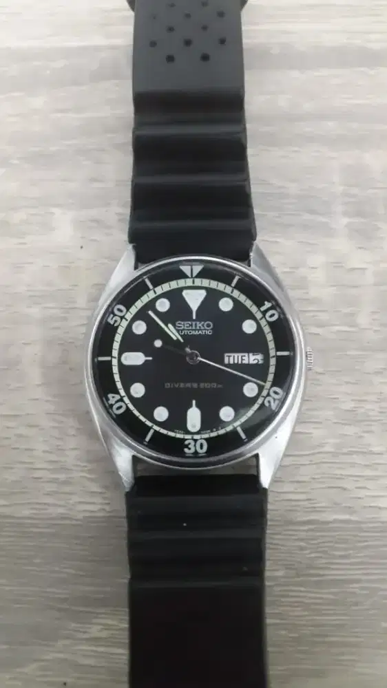 Seiko SKX194 7s26 0090 Automatic Mod Diver Look