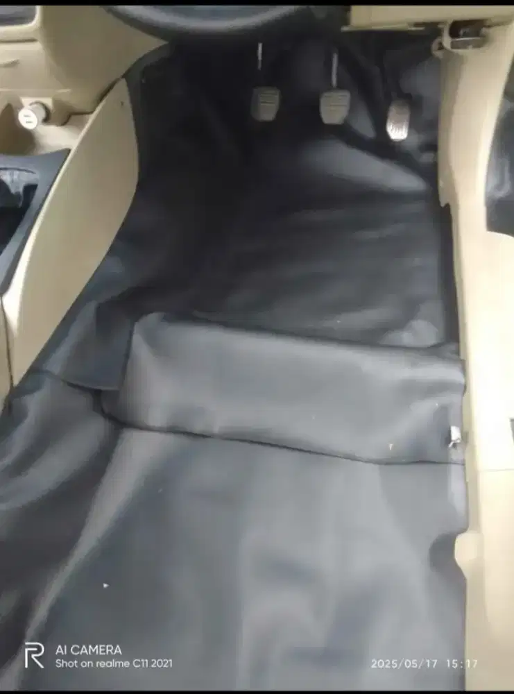 Karpet dasar mobil