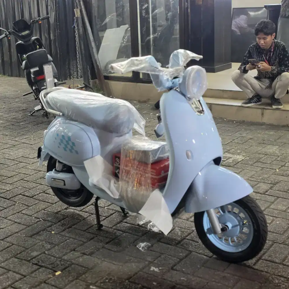 SEPEDA LISTRIK MODEL TERBARU CICILAN MURAH