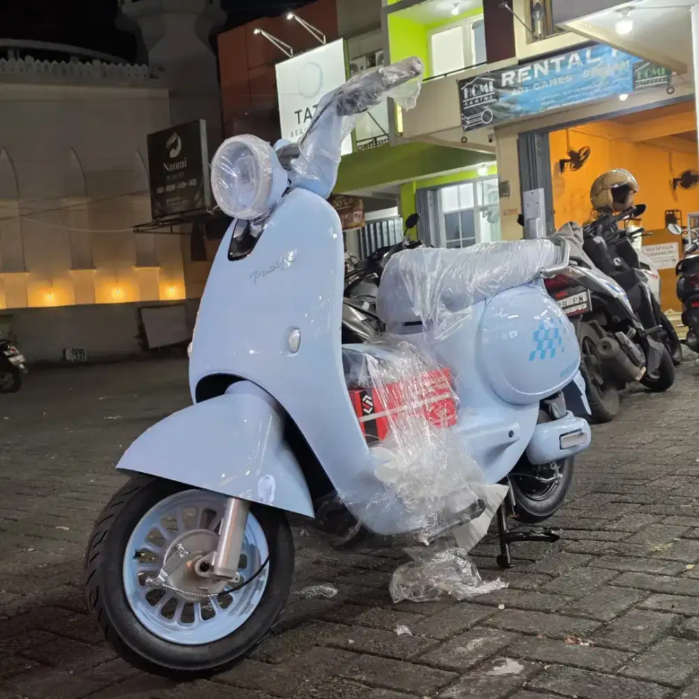 SEPEDA LISTRIK MODEL TERBARU CICILAN MURAH