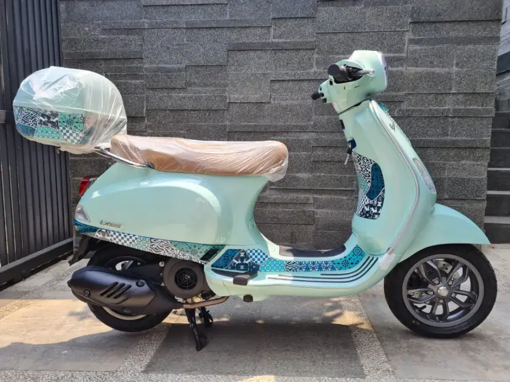 Vespa lx batik limited