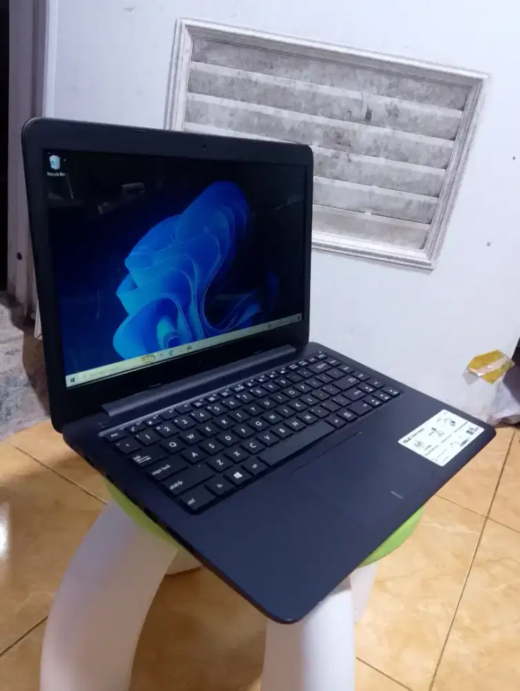Laptop thinkpad 13 ssd no lemot
