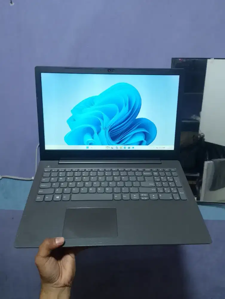 Laptop slim 15inch jual cepat baca deskripsi