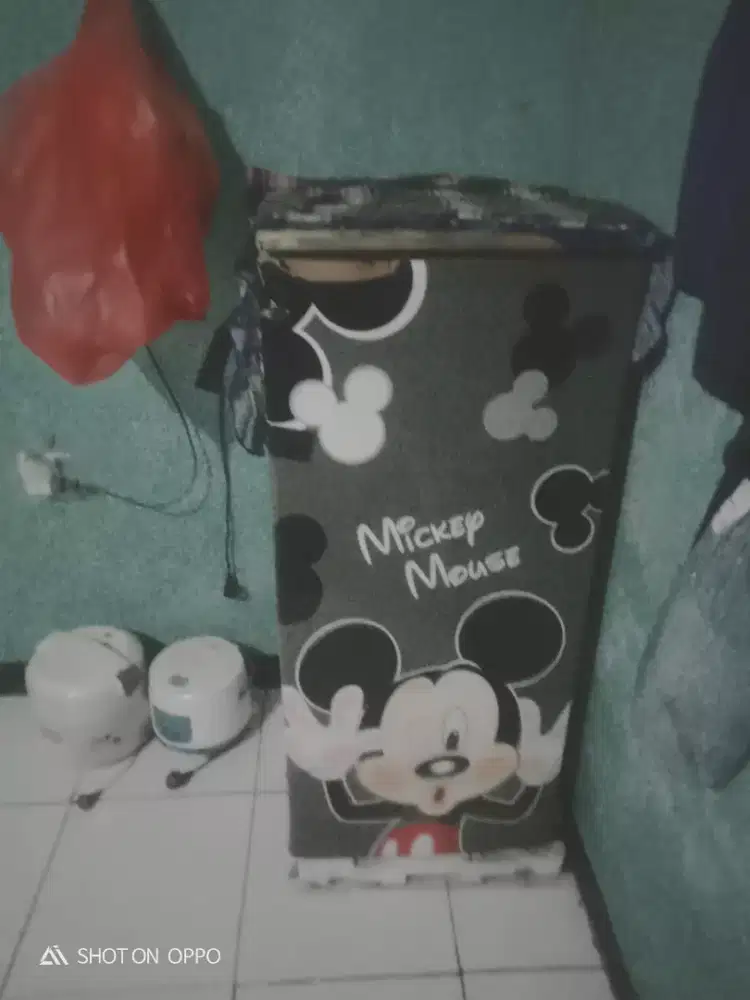 Di jual kulkas 1 pintu