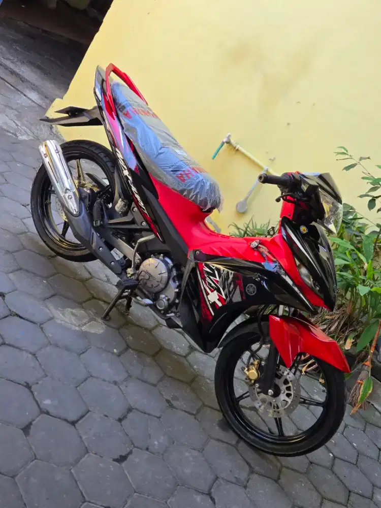 Yamaha new jupiter MX 135 edisi terahir KM 7rb istimewa seperti baru