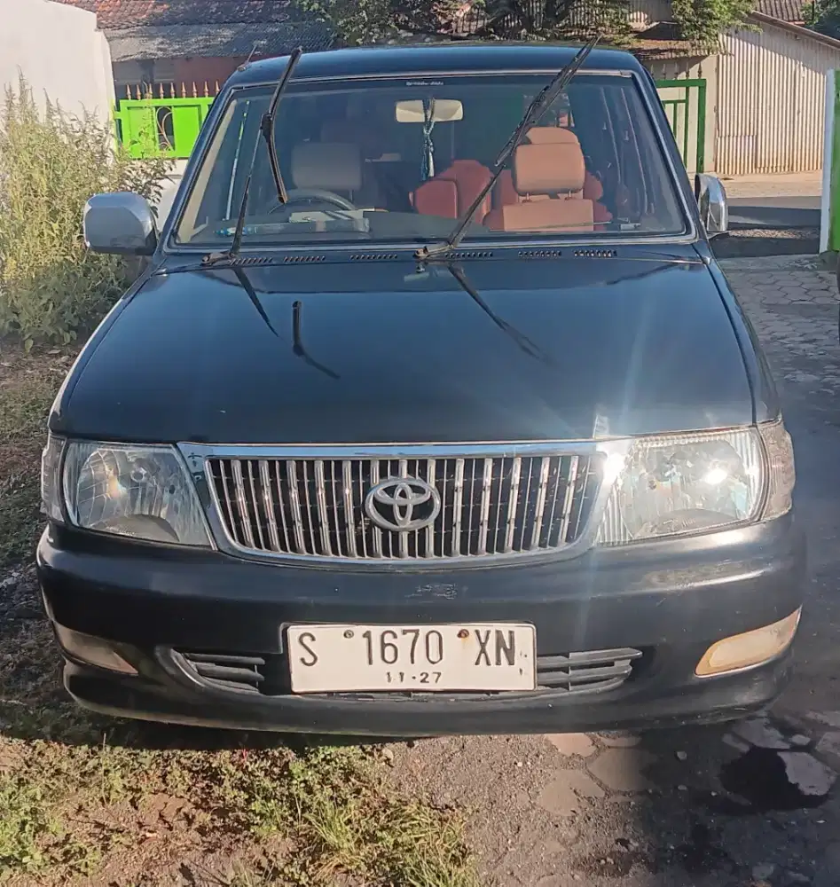 Dijual Kijang LGX 2.0 Hitam 2004