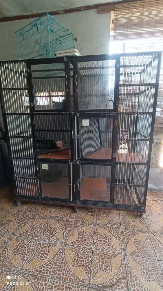 Kandang kucing 6 pintu besar