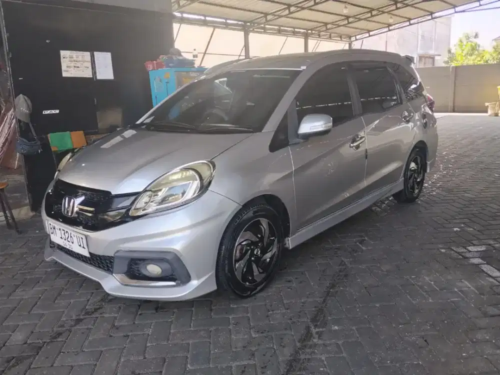 HONDA MOBILIO TYPE RS 2014