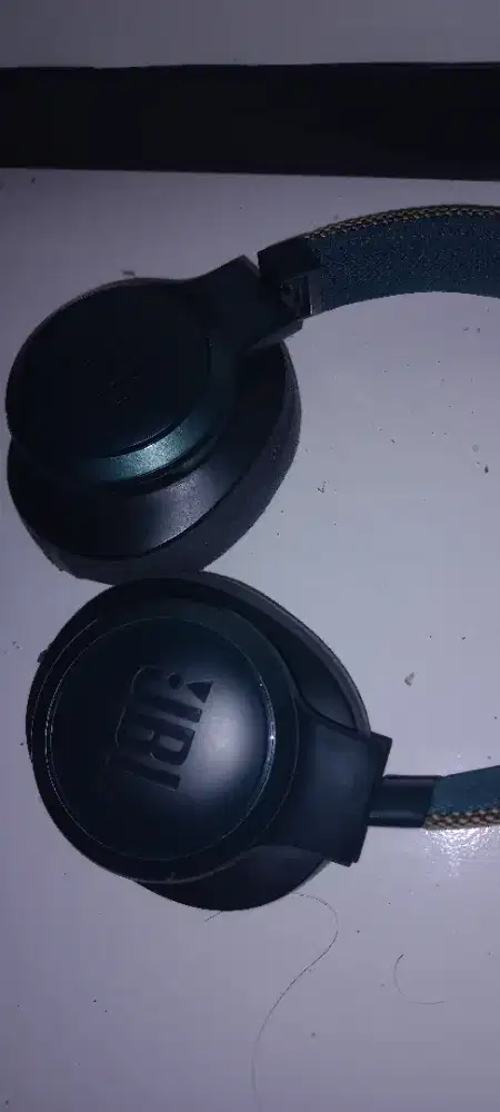 Jbl live500bt 100%original no box