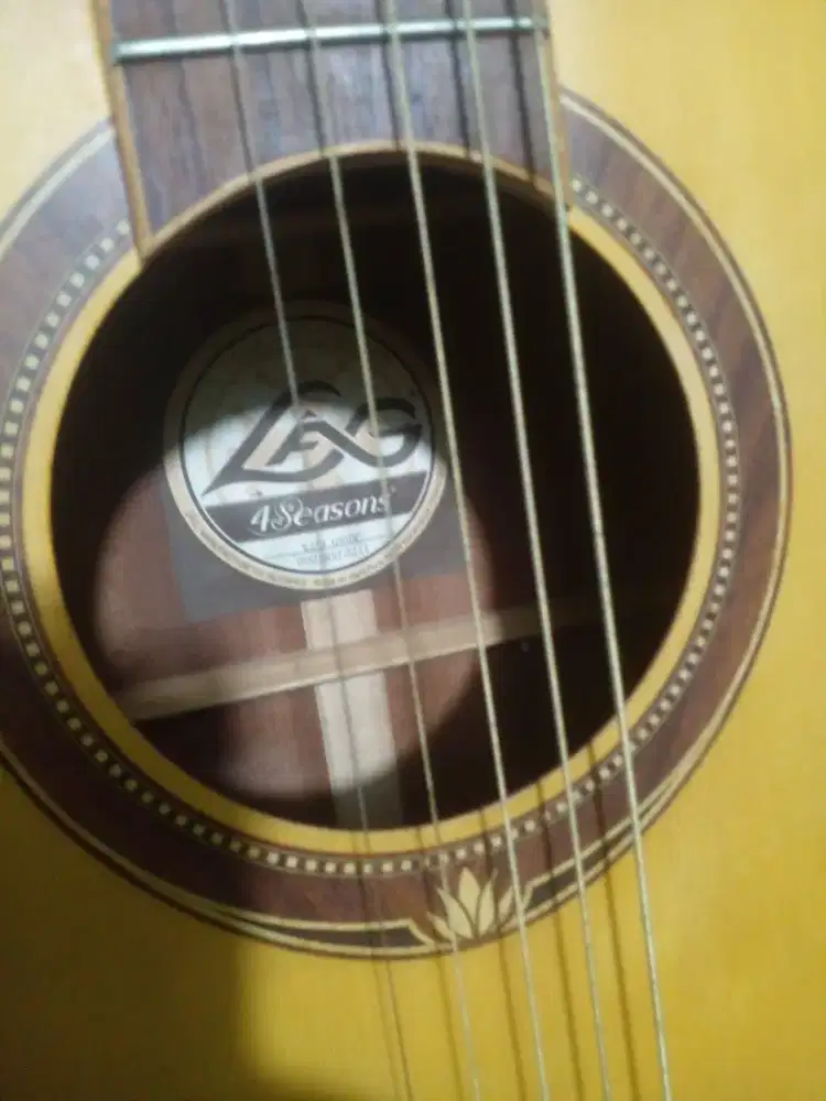 GITAR Prancis LAG 4 season solit special kidal