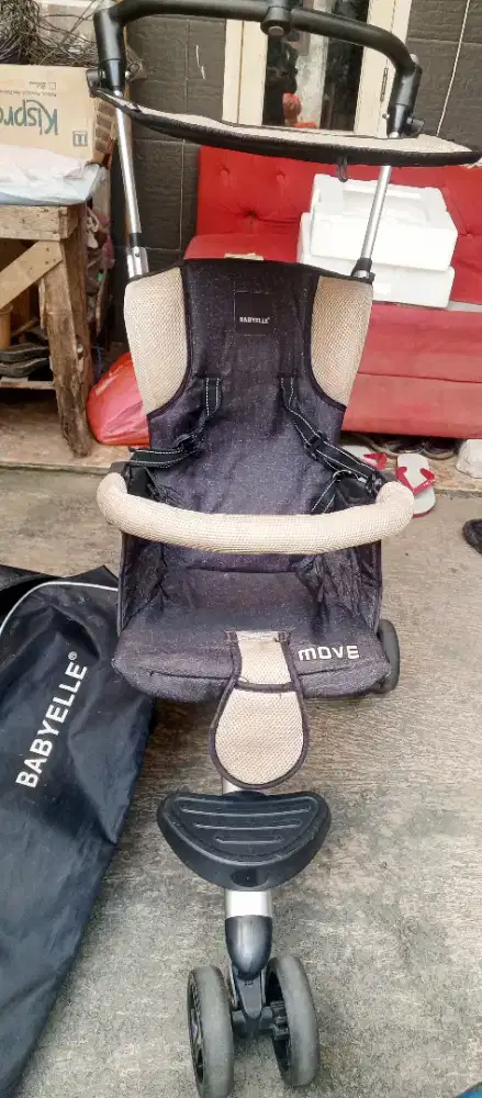 Di jual cepat stroller roda tiga merk baby elle