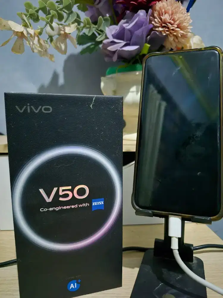vivo V50 5G 12/256 GB