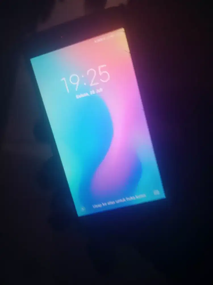 Xiomia4 , ram 2 siap pakai minus tadkrin retak dikit