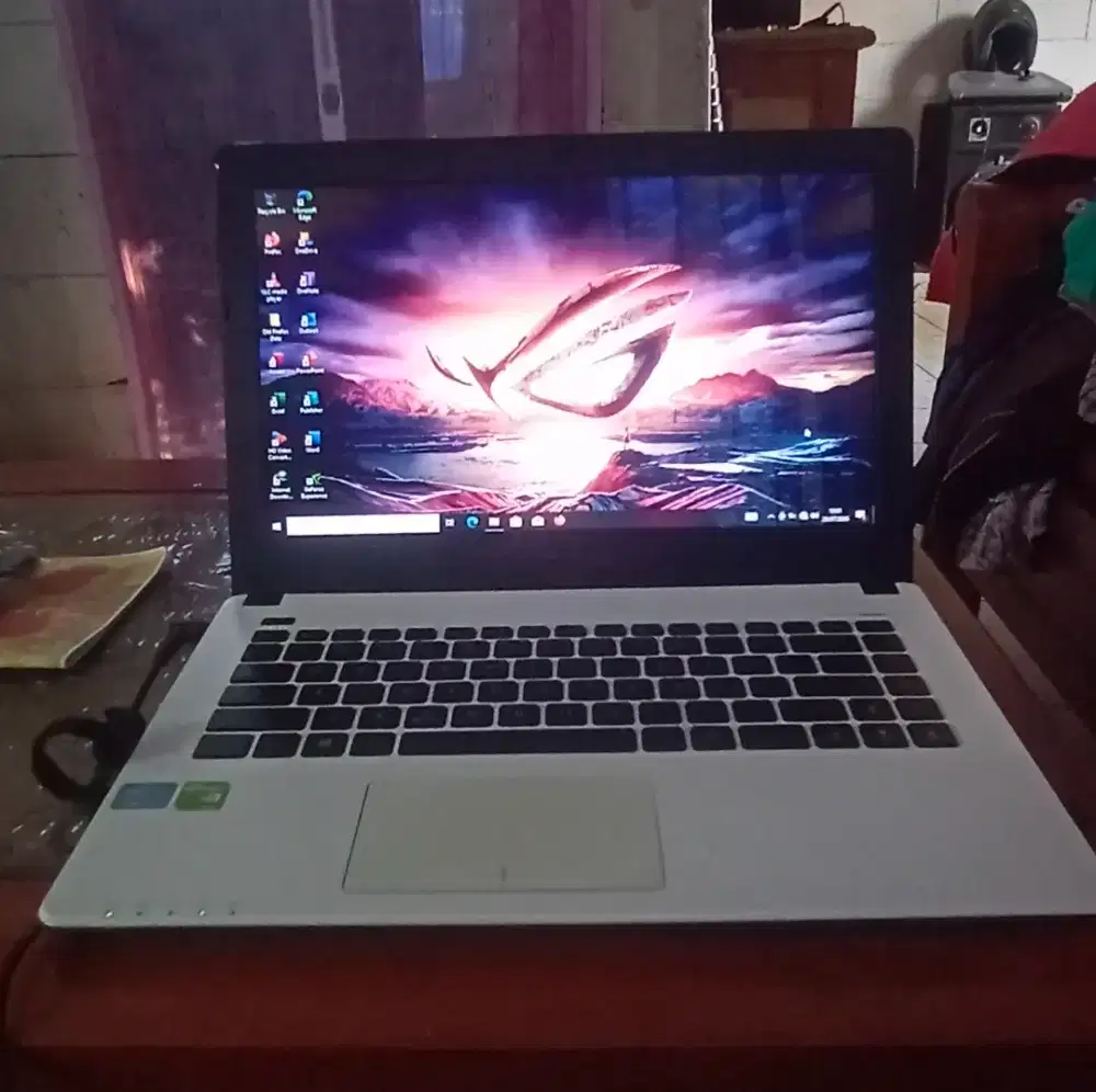 Asus core i5 ram 12gb hdd 500gb