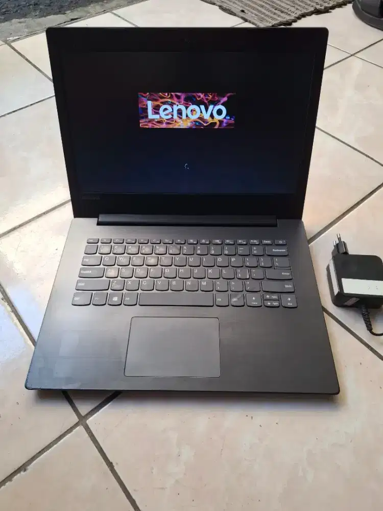 LAPTOP LENOVO IDEAPAD 330
