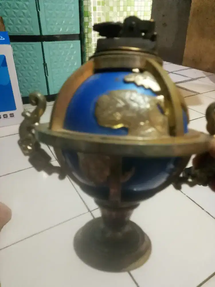 Korek api bentuk globe