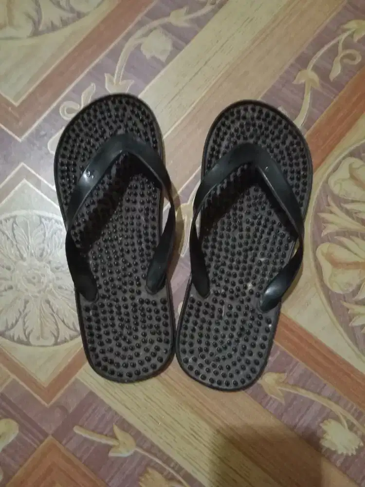 SANDAL TERAPI KESEHATAN