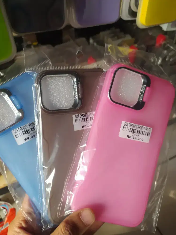 CASE CHROMATIC IPHONE 12 PRO