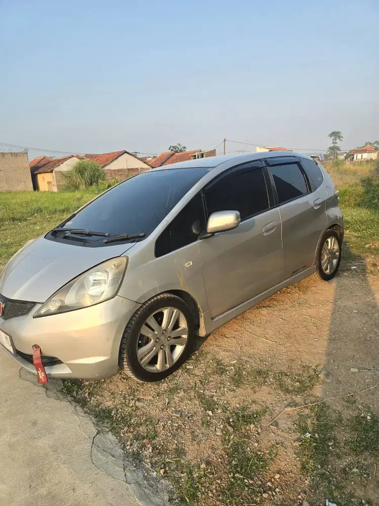 Jual Honda jazz tive s 2008 Mesin Mulus body lecet pemakaiyan