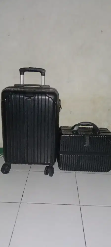 Dijual tas koper warna hitam 20 inc+14inc.