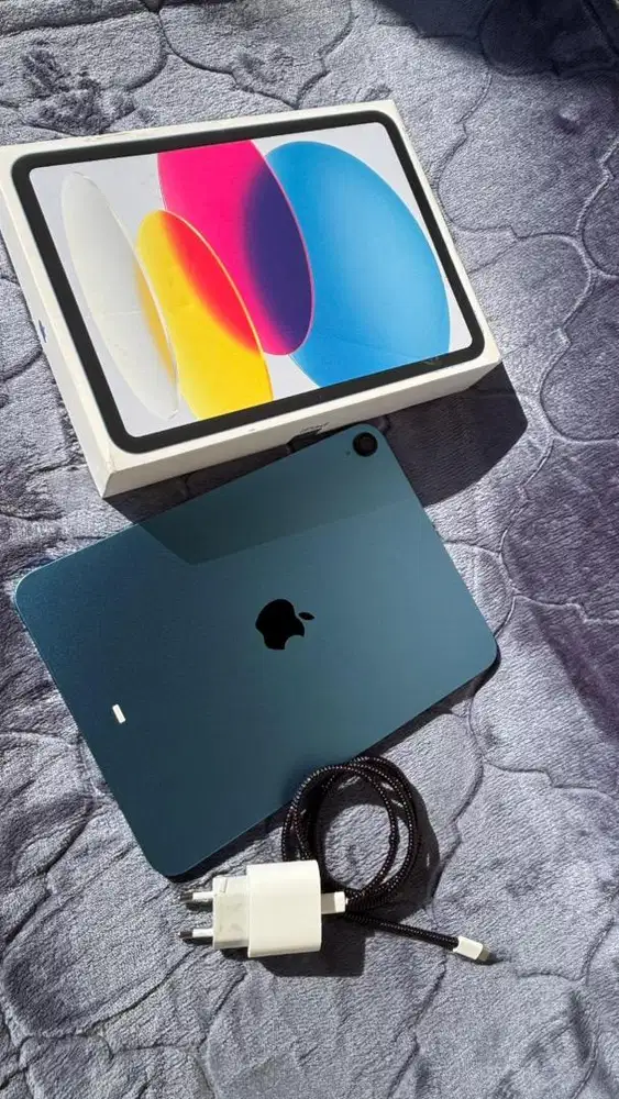 Dijual Cepat iPad 2025 A16 128GB Wi-Fi Blue Mulus 99.9% BH 100%