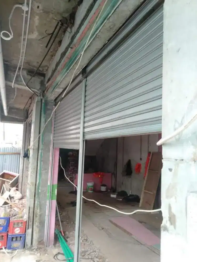 Tukang spesialis service rolling door dan folding gate