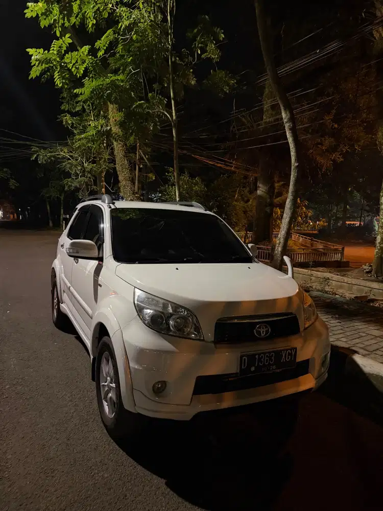toyota rush 2011 matic