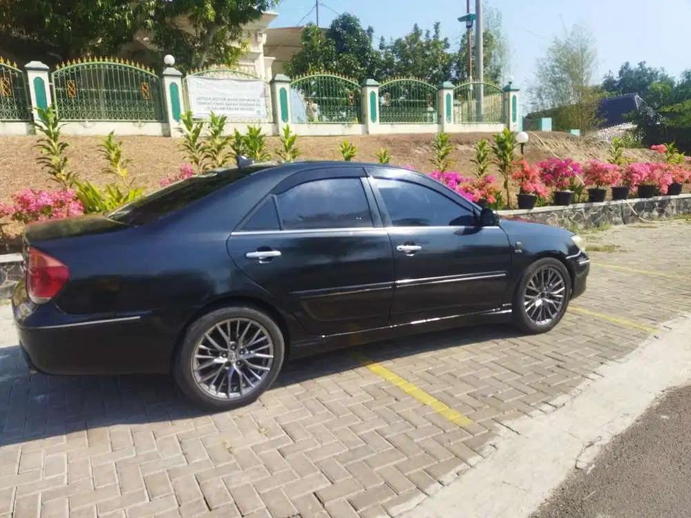 Toyota Camry 2004 Bensin