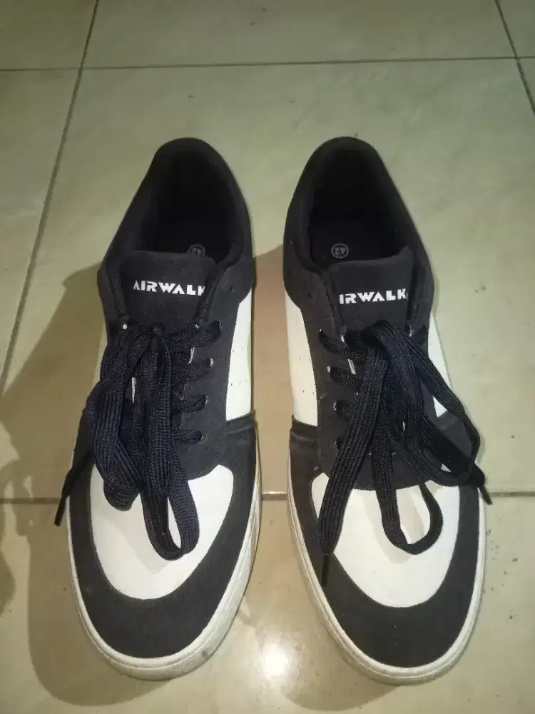 Sepatu airwalk mulus