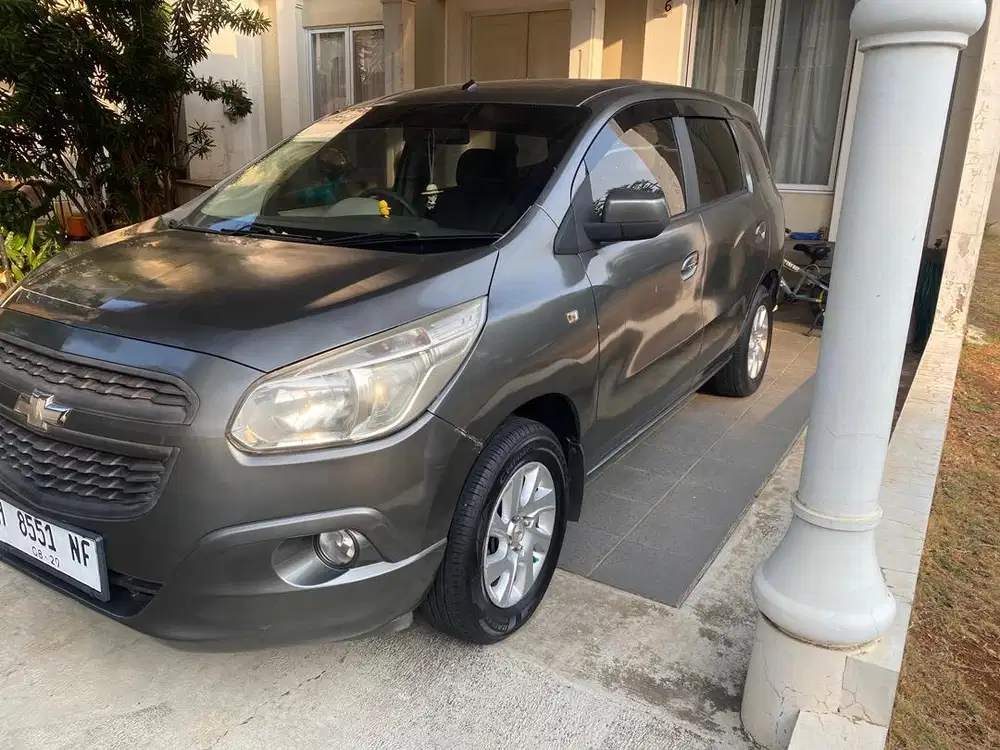 Chevrolet Spin 2014 Bensin