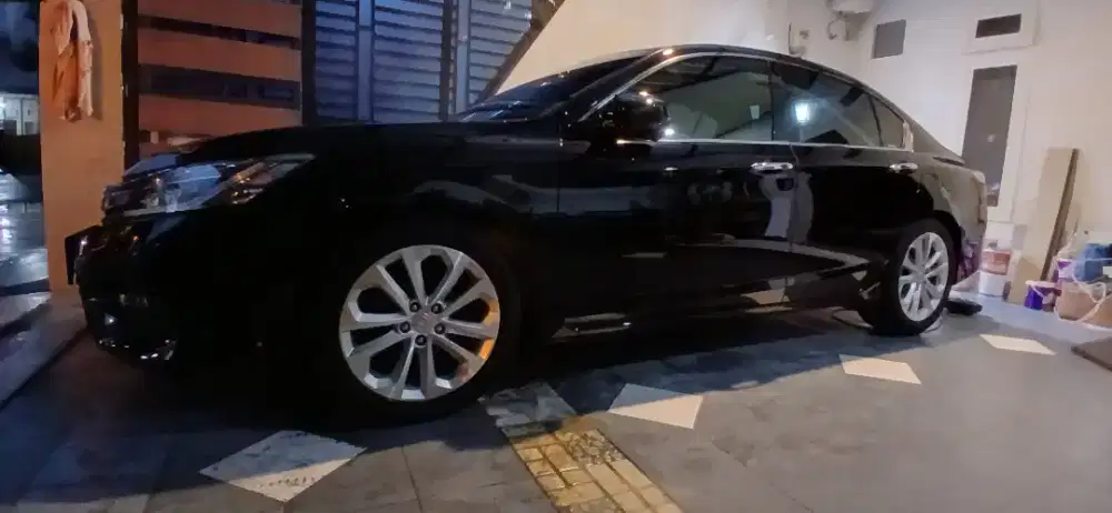 SALON DAN POLISH MOBIL PANGGILAB