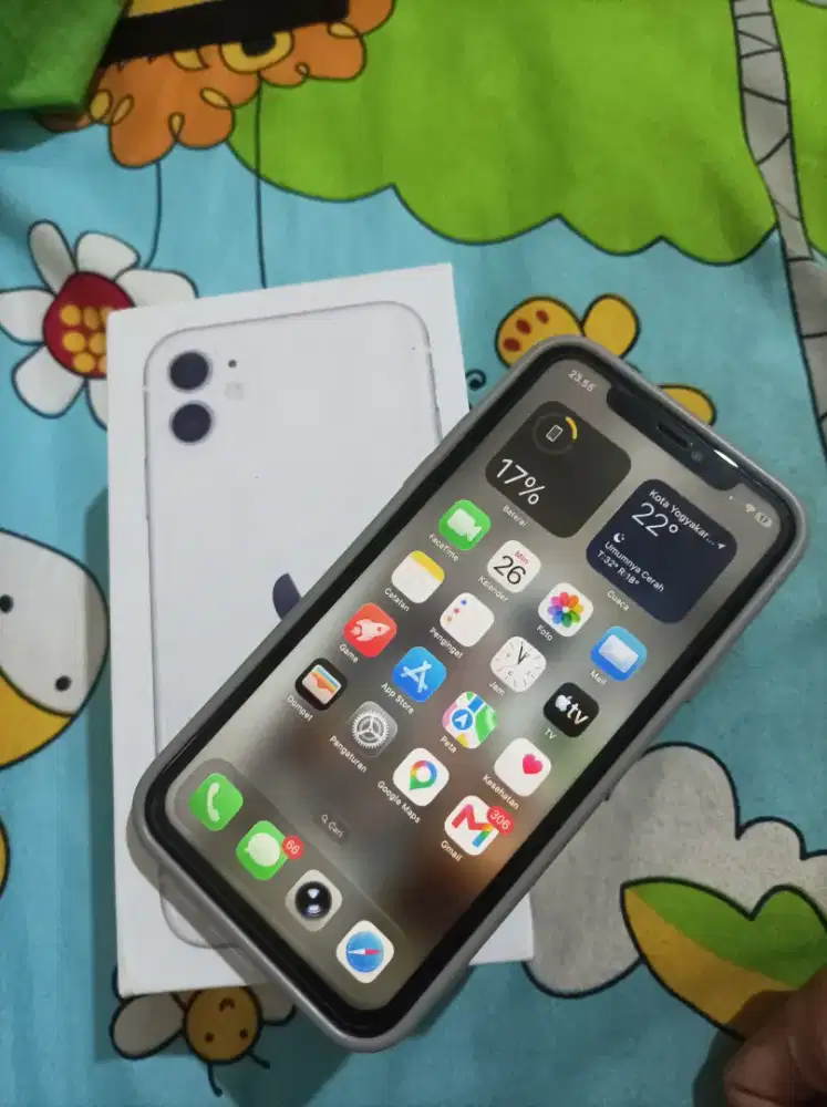 Iphone 11 64gb warna putih