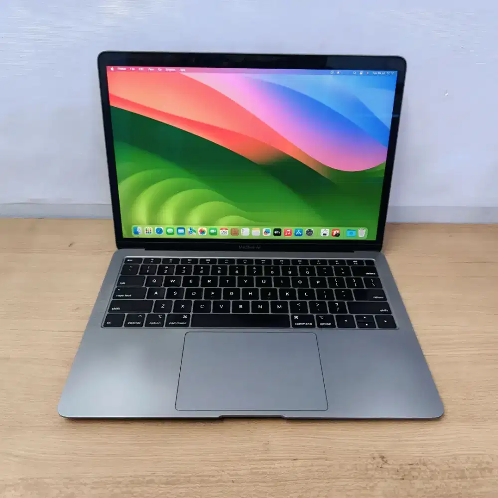 Macbook air retina 13.3 2019 Fullset 8GB/256GB SSD