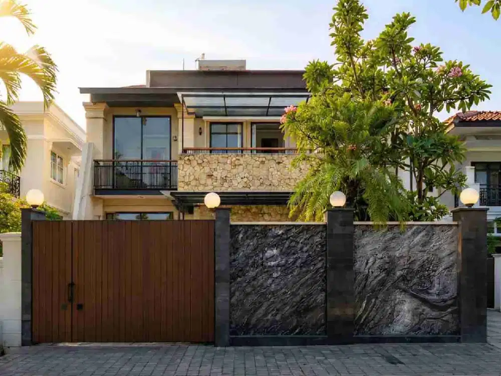 Rumah Mewah Nyaman Di Kemanggisan Jakarta Barat