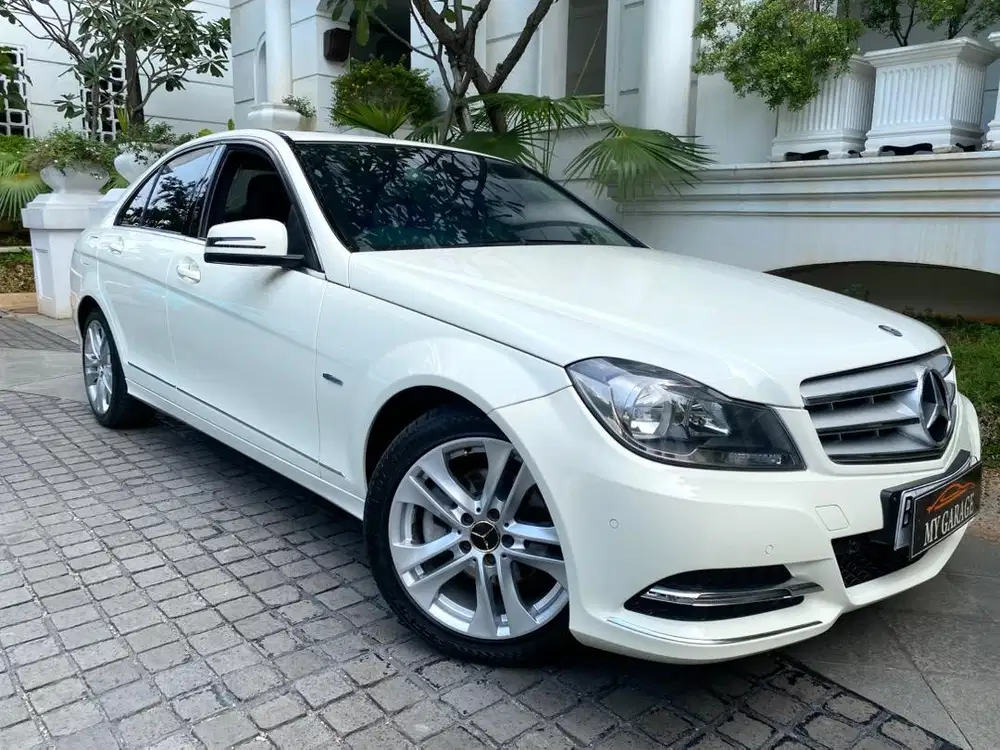 C 200 Avantgarde 2012 Putih km 48.000 Full Original a/n Pribadi