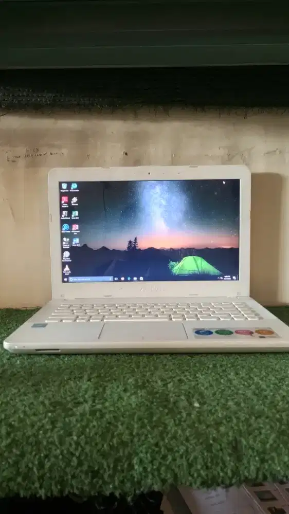 Bu jual laptop Asus