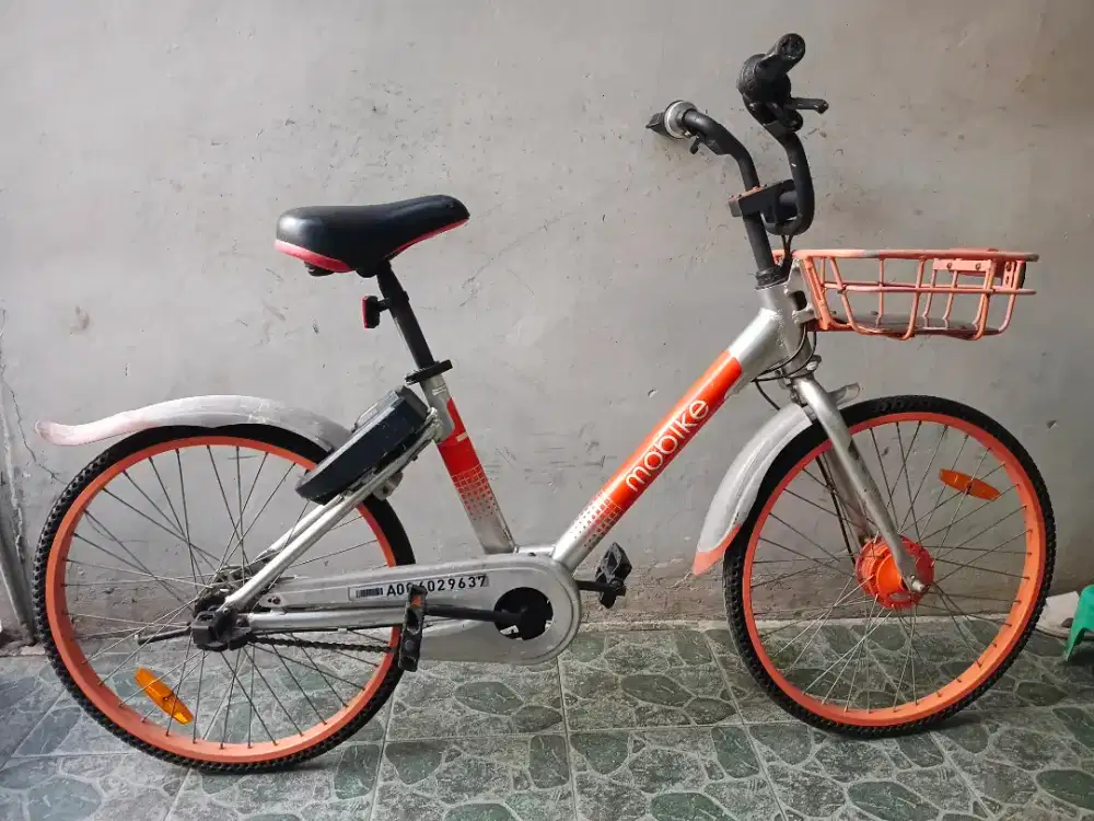 Mobike internal gear 3sp. Ban khusus, ada panel surya,  siap goes