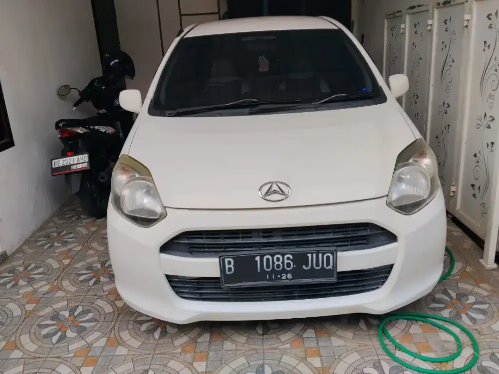 Daihatsu Ayla 2015 M/T
