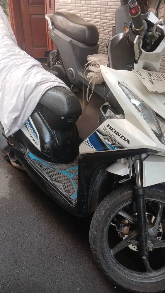 Butuh duit. Siapa cepat dia mantab 8m aja