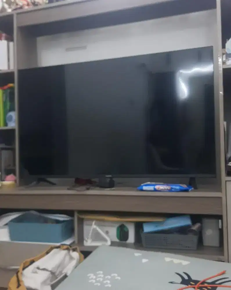 Smart TV Xiaomi 43 Inch Baru Pakai 6 bulan