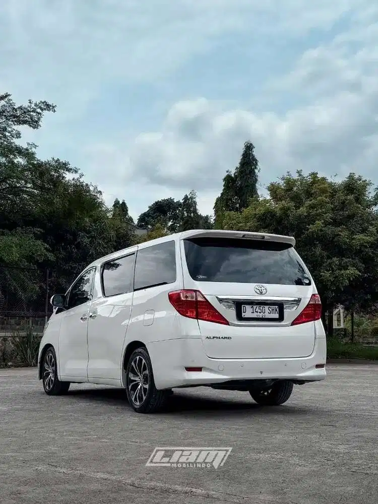 Toyota Alphard 2011 Bensin