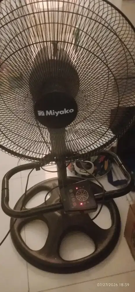 Dijual Kipas Miyako KST-18RC