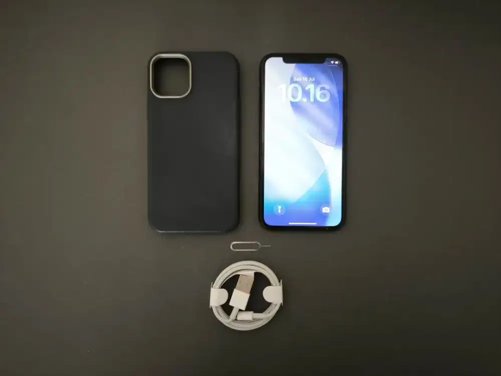 iPhone 11 Pro 512GB 512 - Warna Black, Resmi Ibox