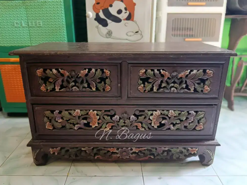 Meja Ukir Kayu Jati Ruang Tamu/Keluarga