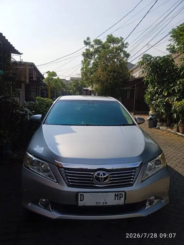 DIJUAL TOYOTA CAMRY 2.5 V- AT